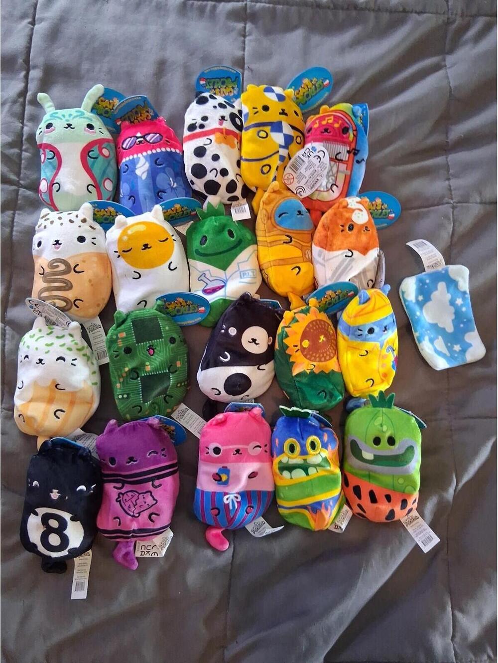 Cats vs Pickles Lot Of 20 New With Tags 4" Beanbag Plush Lot C